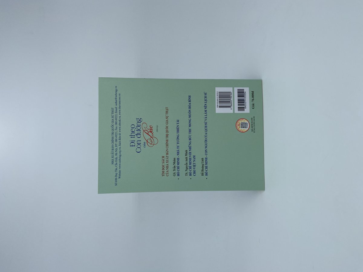 Hồ Chí Minh về văn hóa làm người