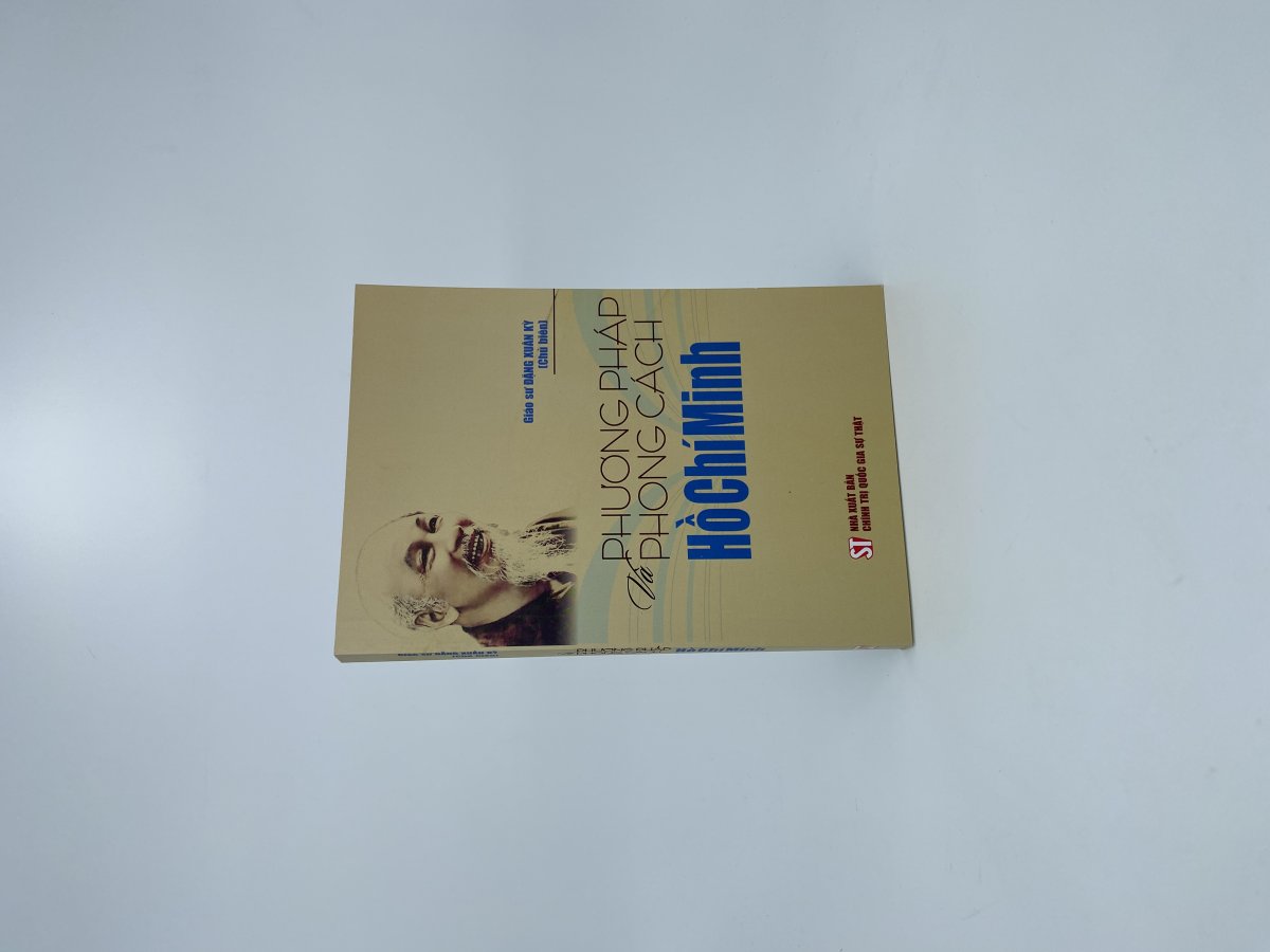 Phương pháp và phong cách Hồ Chí Minh