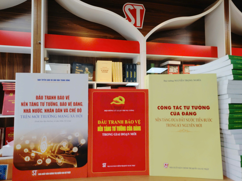 Đấu tranh bảo vệ nền tảng tư tưởng của Đảng