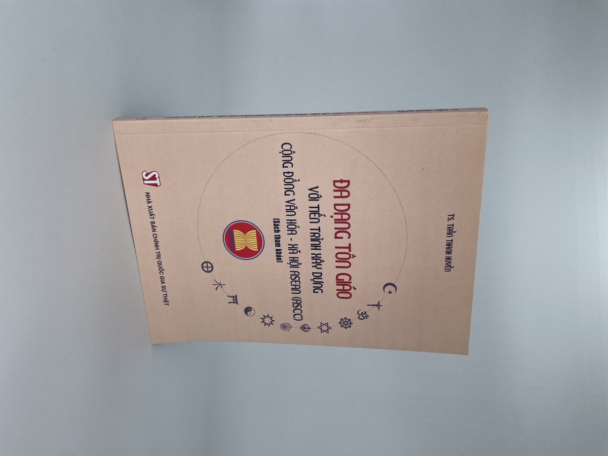 Đa dạng tôn giáo với tiến trình xây dựng cộng đồng văn hóa - xã hội ASEAN (ASCC) (Sách tham khảo)