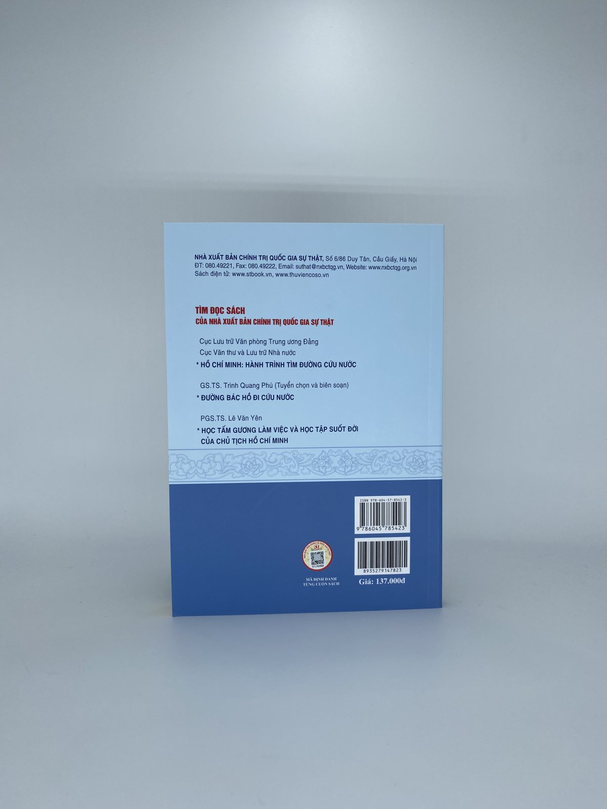 Hồ Chí Minh - Con người của lịch sử và làm nên lịch sử