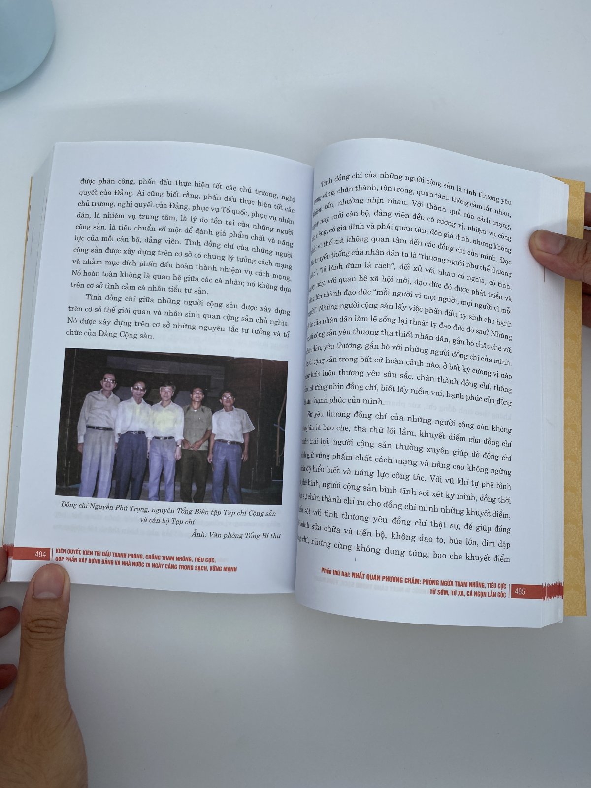 Kiên quyết, kiên trì đấu tranh phòng, chống tham nhũng, tiêu cực, góp phần xây dựng Đảng và Nhà nước ta ngày càng trong sạch, vững mạnh