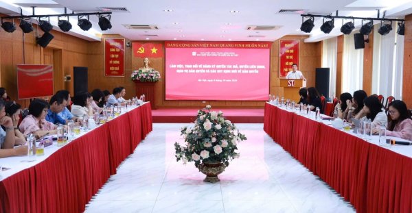 Trao đổi về đăng ký quyền tác giả, quyền liên quan, dịch vụ bản quyền và các quy định mới
