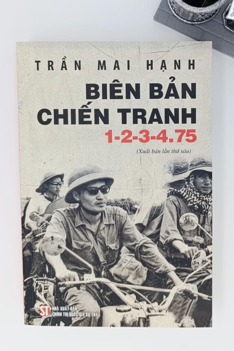 Biên bản chiến tranh 1-2-3-4. 1975 (Xuất bản lần thứ sáu)