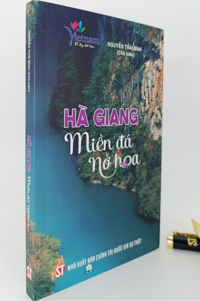 Hà Giang - Miền đá nở hoa